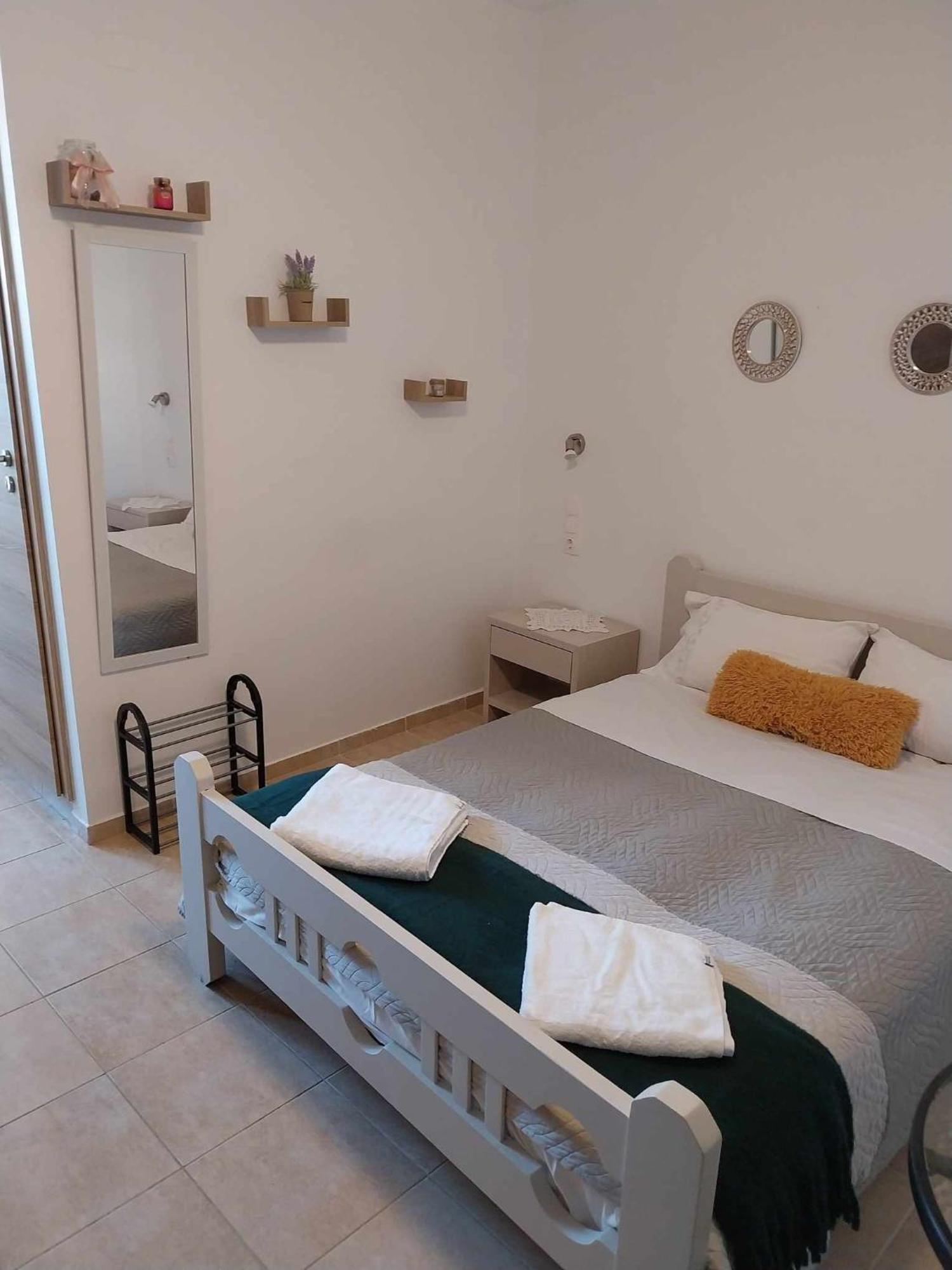Papas Apartments Moirai Экстерьер фото