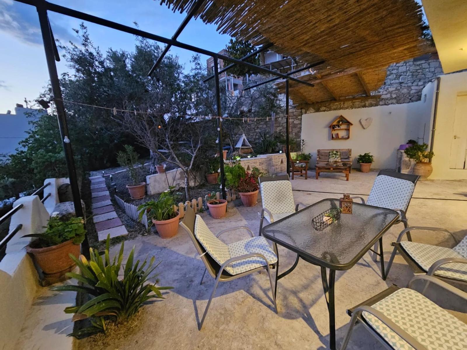 Papas Apartments Moirai Экстерьер фото