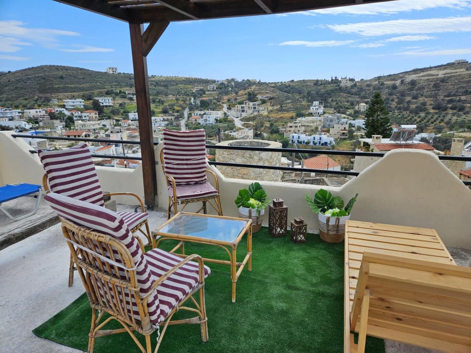 Papas Apartments Moirai Экстерьер фото